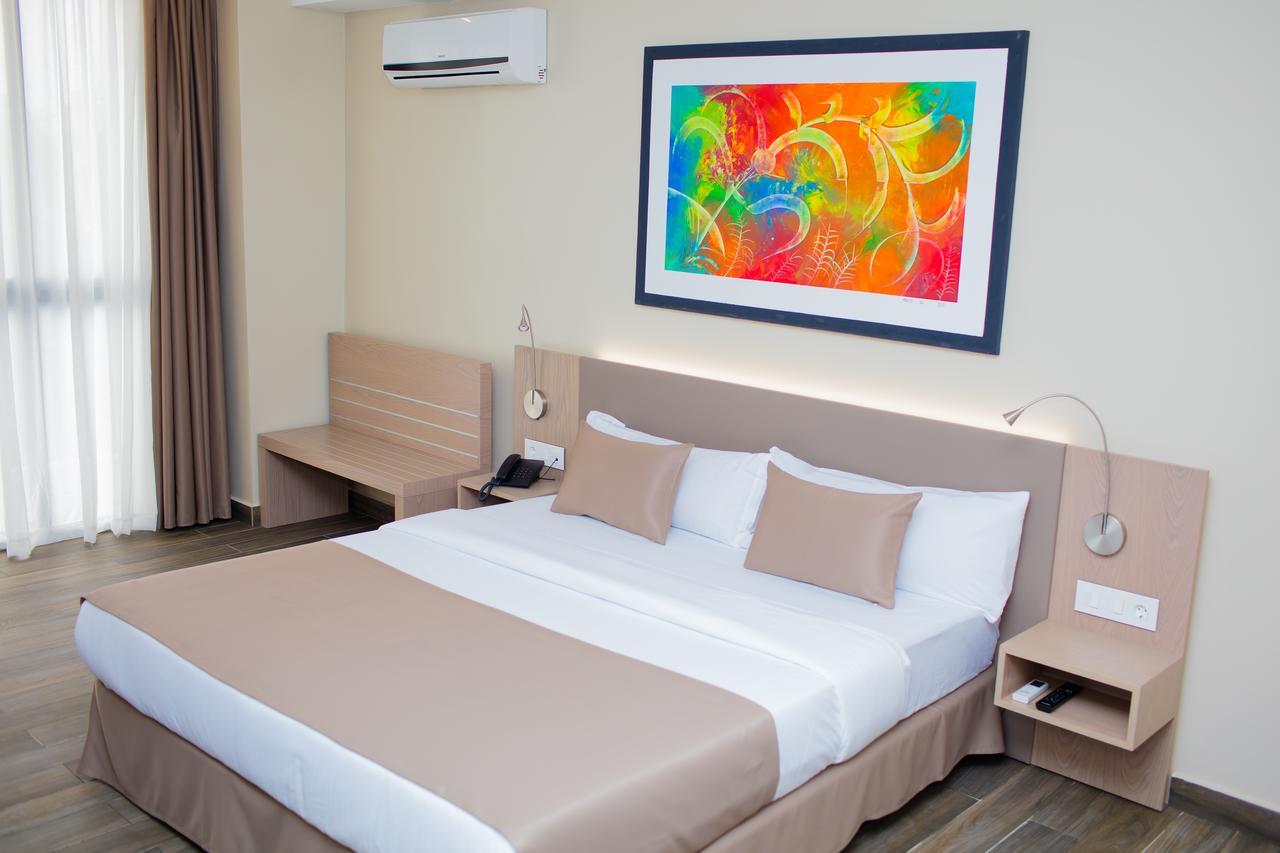 Fly Hotel Libreville Zewnętrze zdjęcie