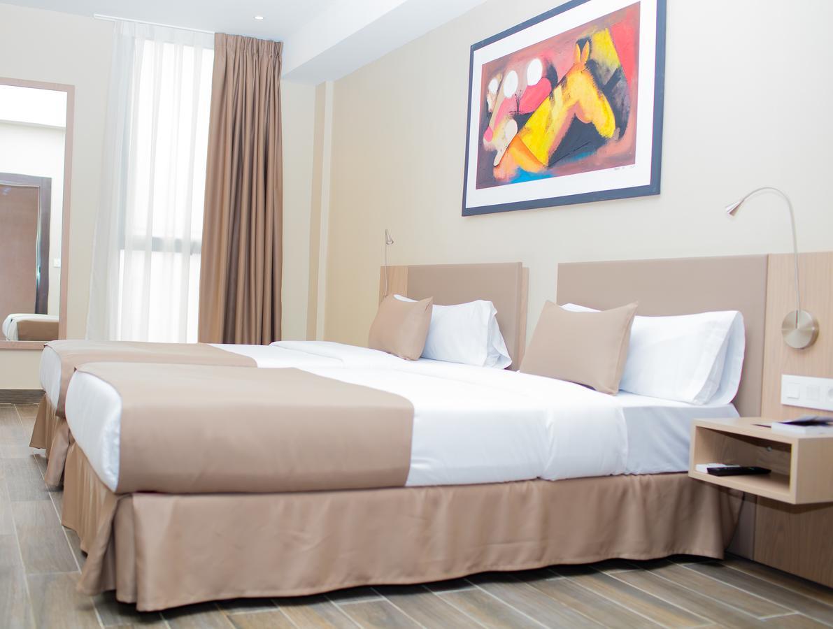 Fly Hotel Libreville Zewnętrze zdjęcie