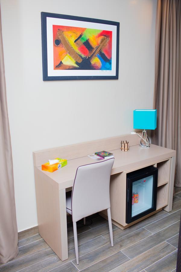 Fly Hotel Libreville Zewnętrze zdjęcie