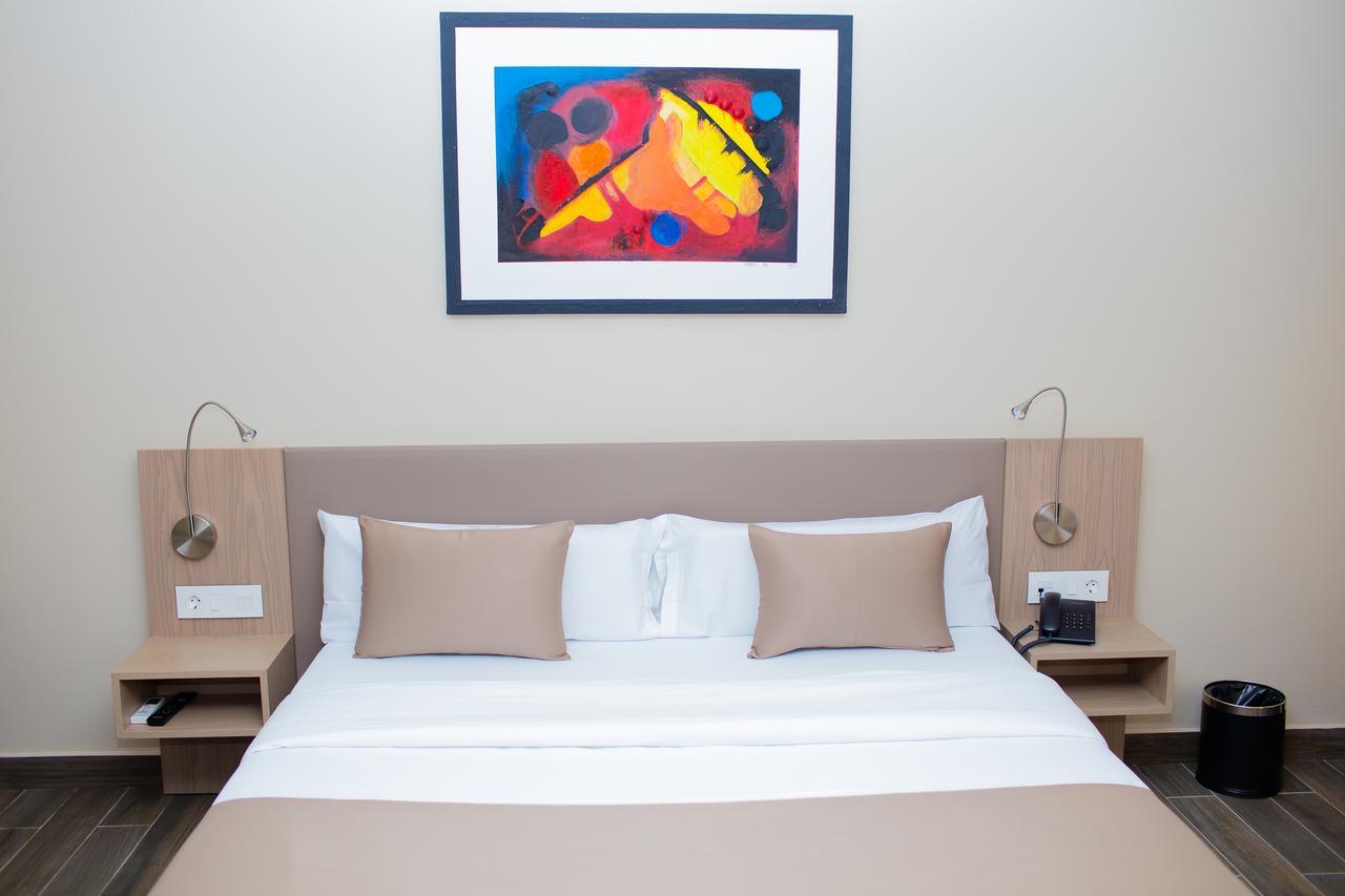 Fly Hotel Libreville Zewnętrze zdjęcie