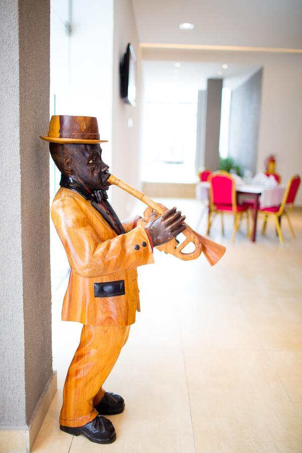 Fly Hotel Libreville Zewnętrze zdjęcie