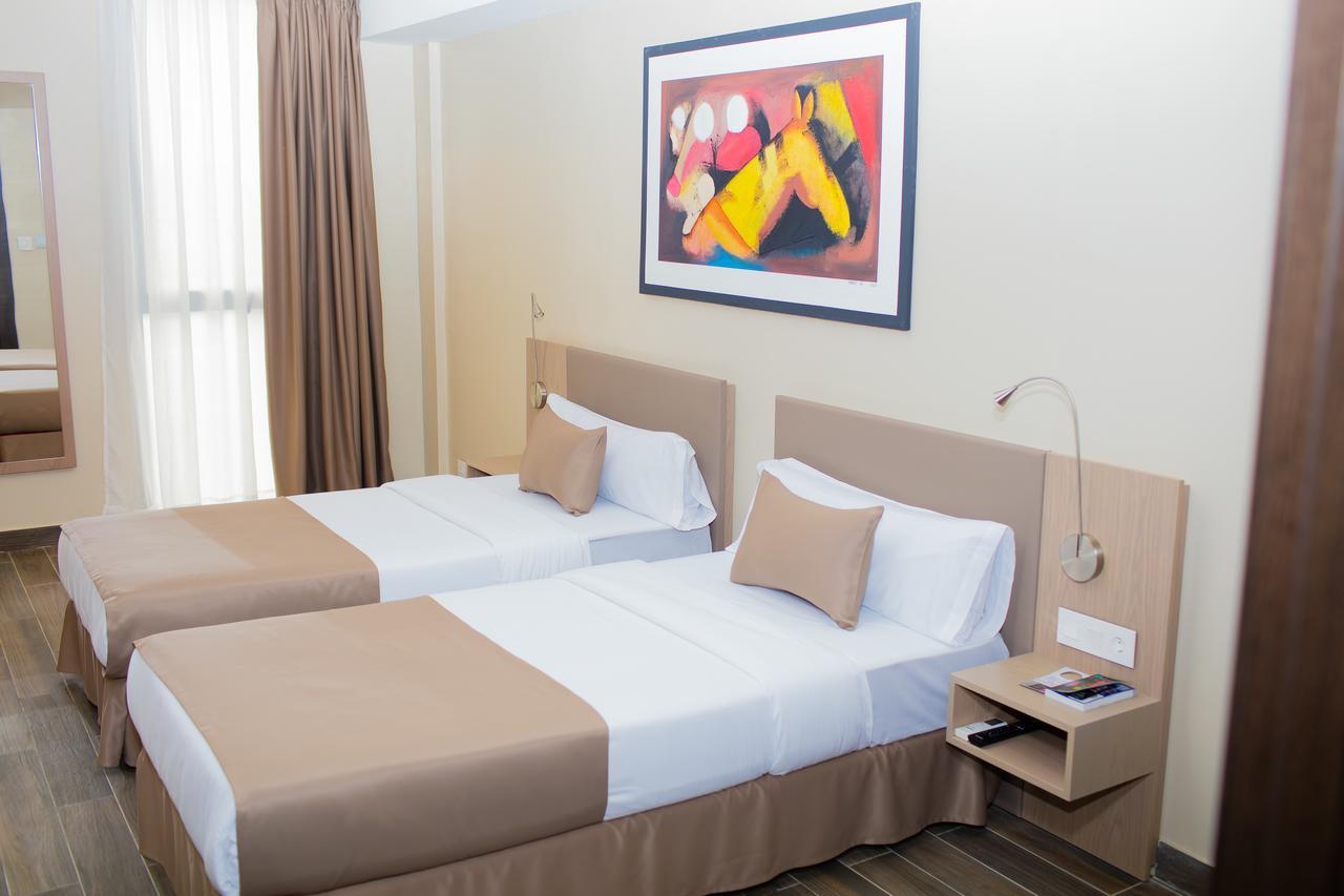 Fly Hotel Libreville Zewnętrze zdjęcie