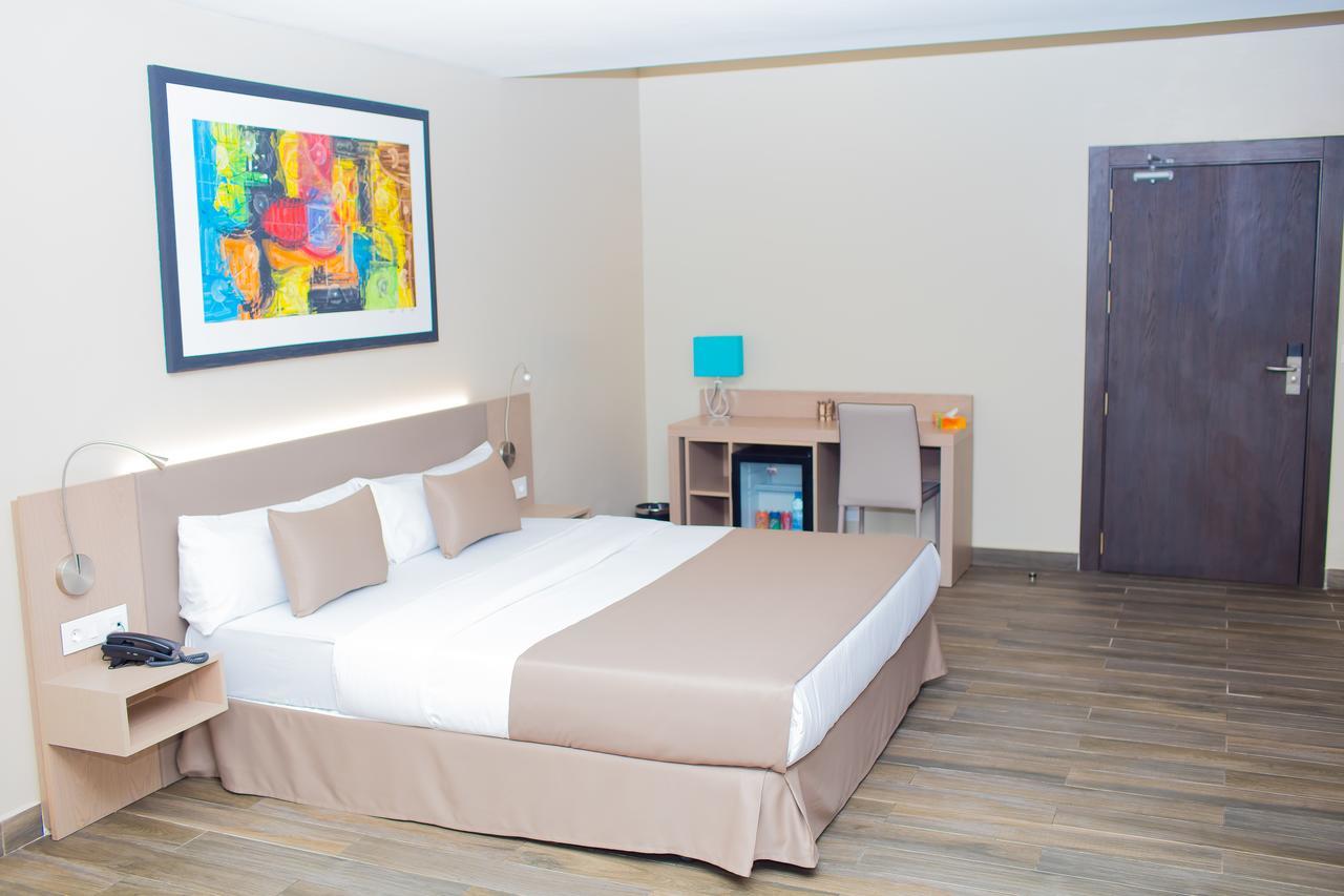 Fly Hotel Libreville Zewnętrze zdjęcie