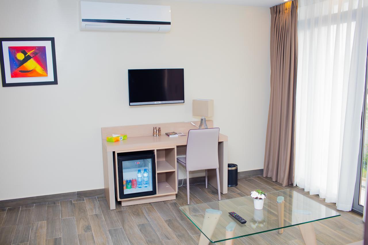 Fly Hotel Libreville Zewnętrze zdjęcie